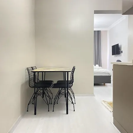 Chic Studio 1 Min To Trump Mall And Metro In Sisli Apartment *